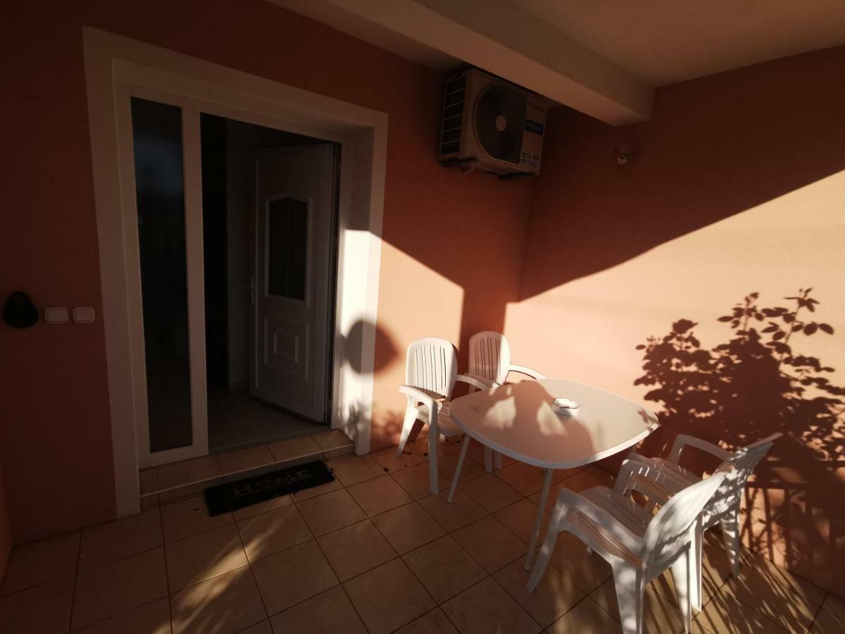 Blue Place W. Terrace Appartement Poreč Buitenkant foto
